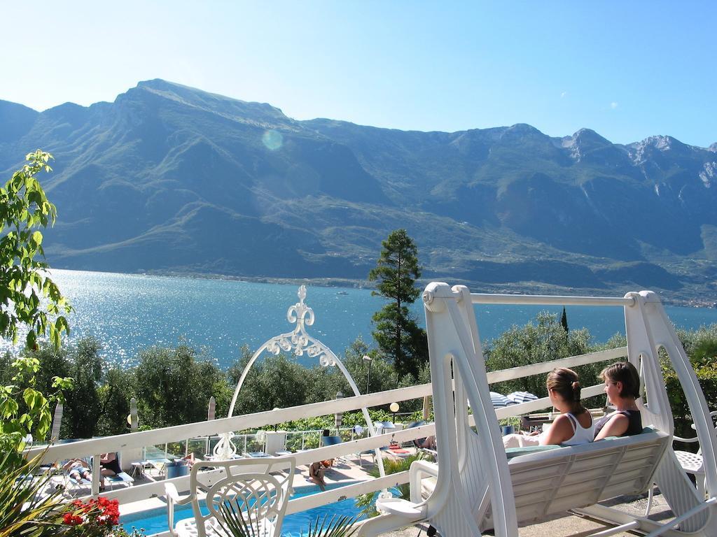 Hotel Riviera Panoramic Green Resort Limone sul Garda Exterior photo