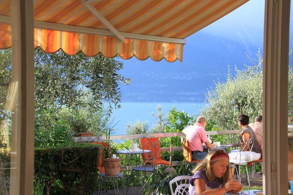 Hotel Riviera Panoramic Green Resort Limone sul Garda Exterior photo