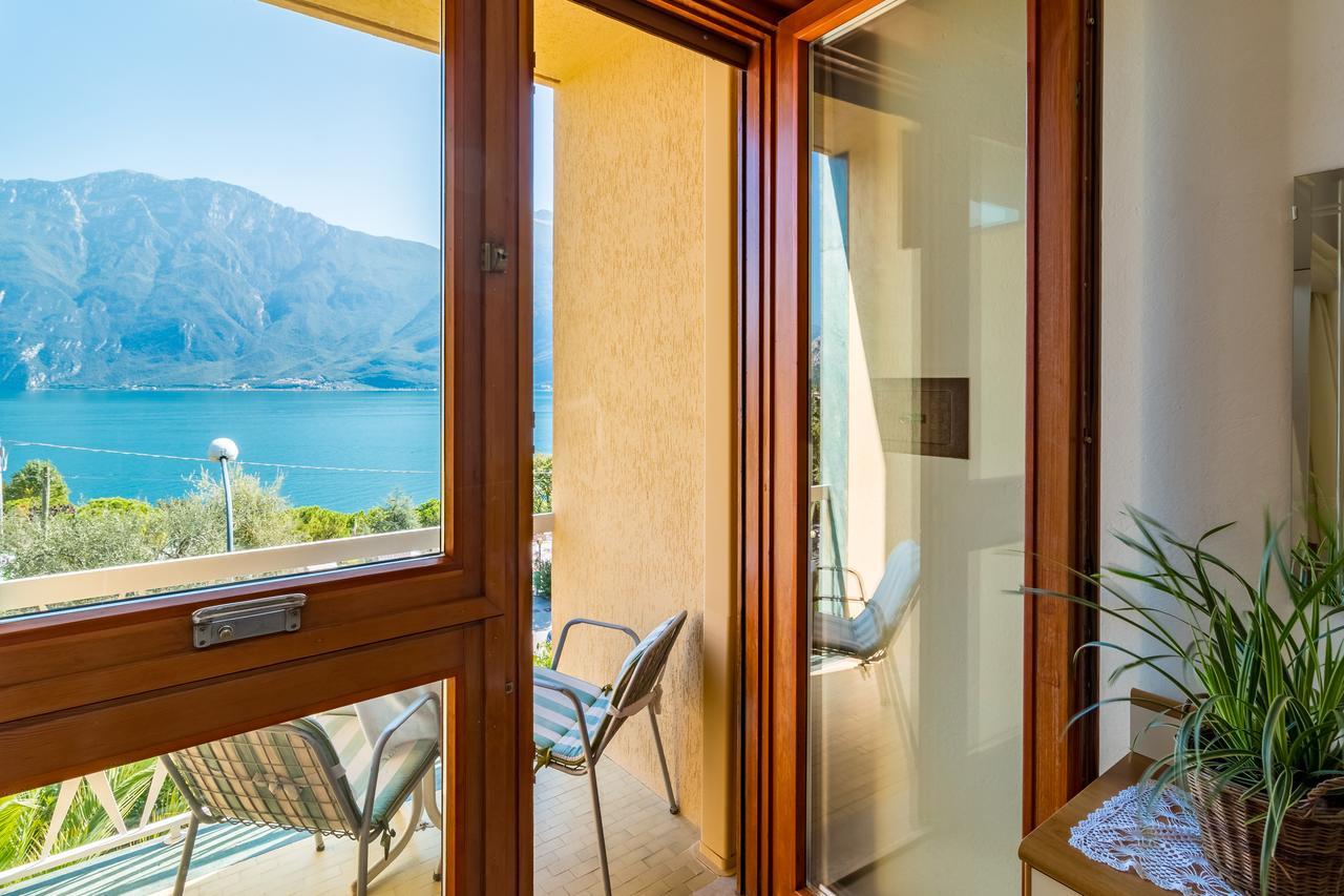 Hotel Riviera Panoramic Green Resort Limone sul Garda Exterior photo