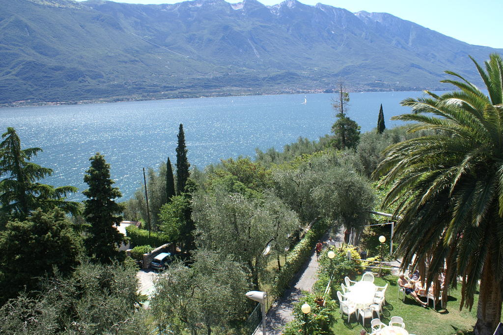 Hotel Riviera Panoramic Green Resort Limone sul Garda Exterior photo