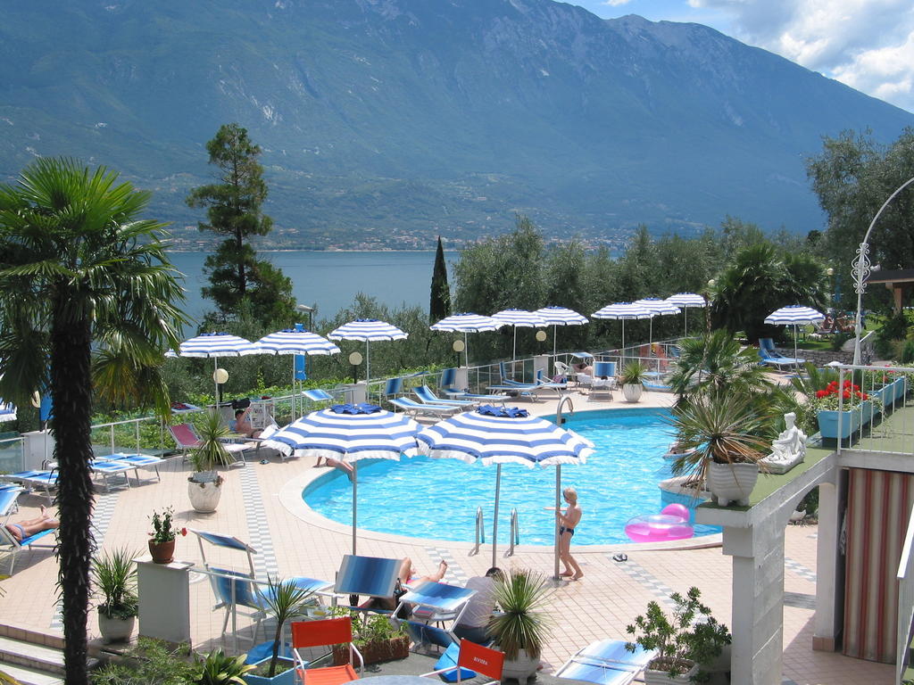 Hotel Riviera Panoramic Green Resort Limone sul Garda Exterior photo