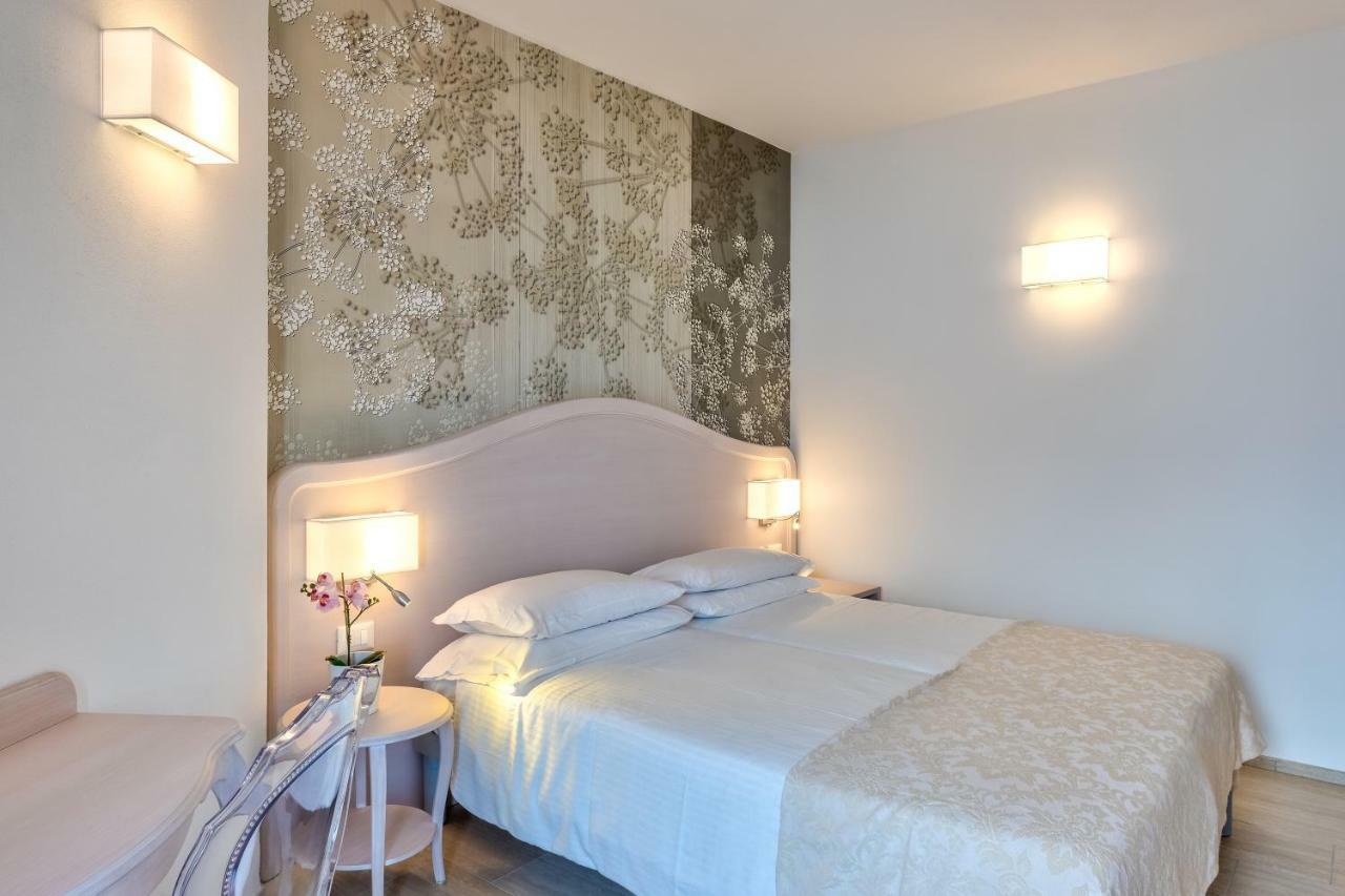 Hotel Riviera Panoramic Green Resort Limone sul Garda Exterior photo