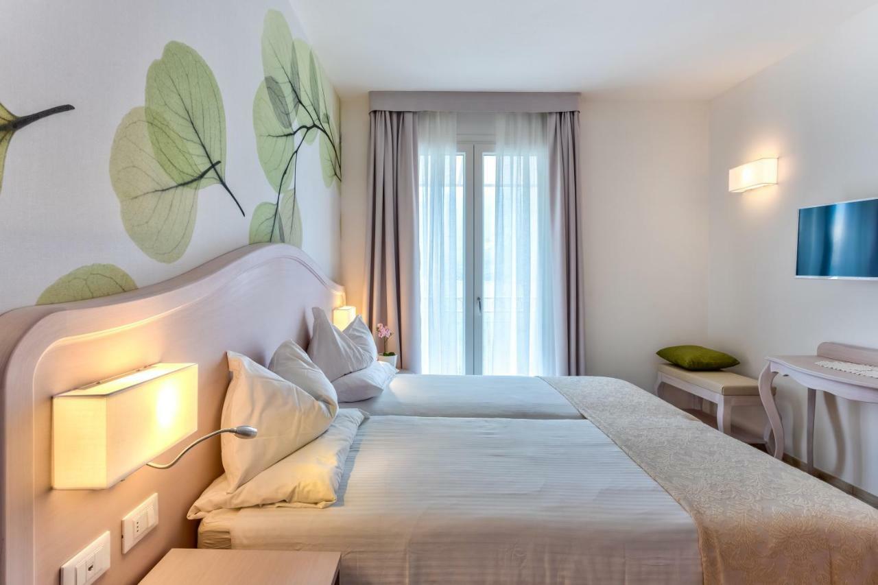 Hotel Riviera Panoramic Green Resort Limone sul Garda Exterior photo
