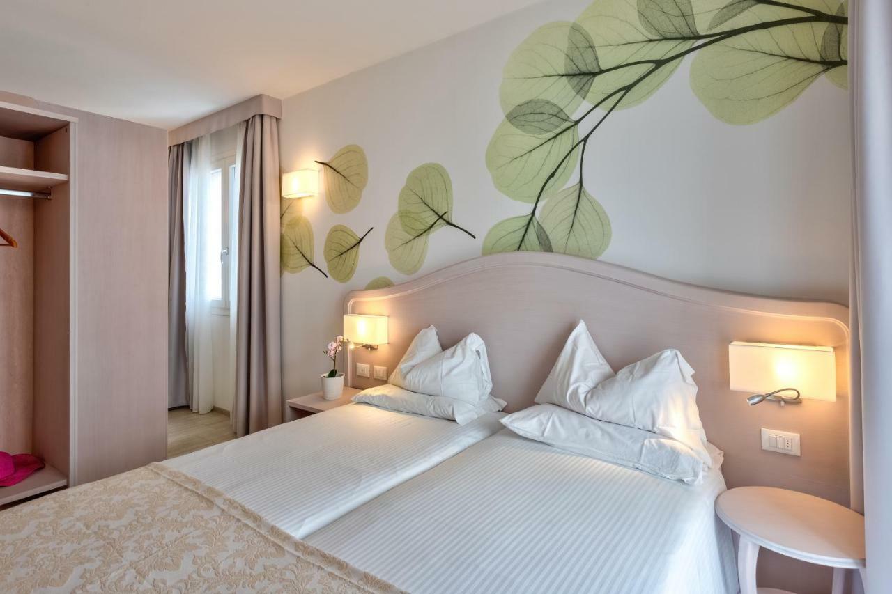 Hotel Riviera Panoramic Green Resort Limone sul Garda Exterior photo
