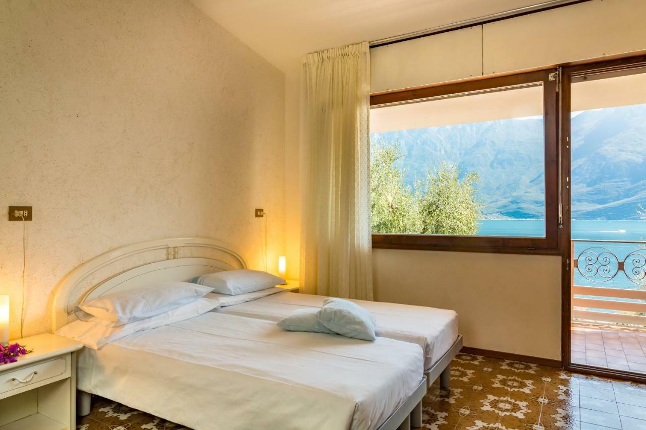 Hotel Riviera Panoramic Green Resort Limone sul Garda Exterior photo